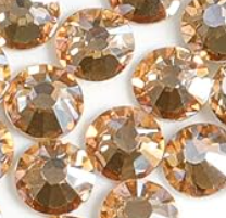 THE VICTORY RHINESTONE TACK SET